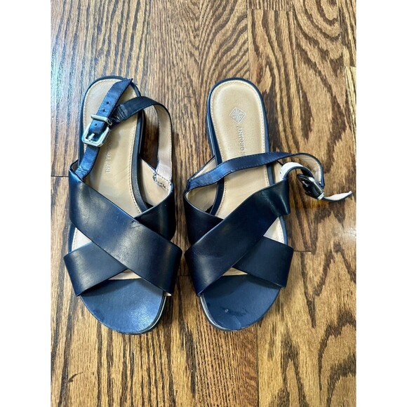 Antonio Melani Women's Black Leather Cross Over Strappy Low Platform Sandal Sz 6 - Picture 1 of 7